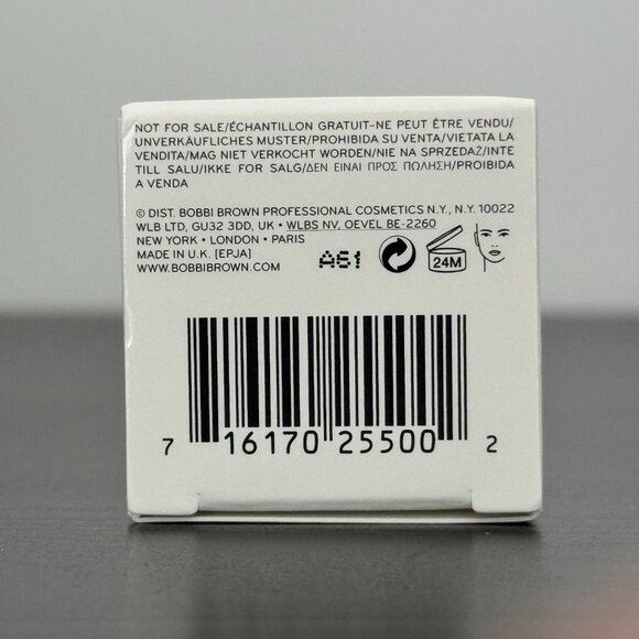 Bobbi Brown Vitamin Enriched Face Base - Picture 16 of 16